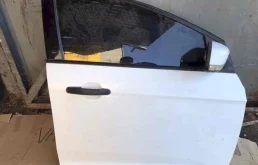 Дверь передняя правая без дефектов для Ford Focus III Седан 2011-2015